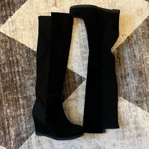 Stuart Weitzman - Tall suede boot